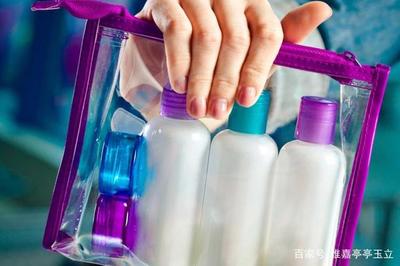 旅行時這10種打包方法，助你輕松整理化妝品與衛生用品